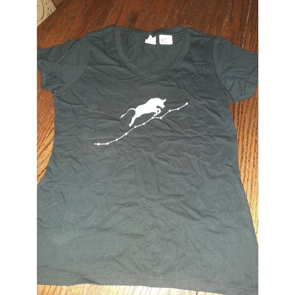 New Small BLACK Stock Investor Bull Port & Co Short Sleeve V-Neck Tee T-Shirt To